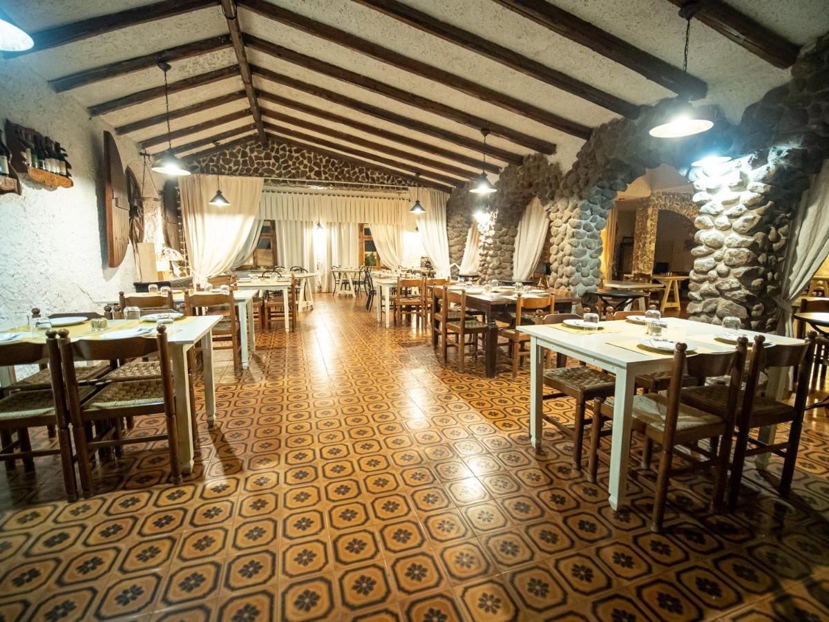 Albergo Ristorante Locanda Rosella Giba Exterior foto